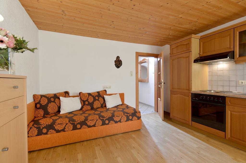 Haus Sonnenschein Apartment Hart im Zillertal Ruang foto