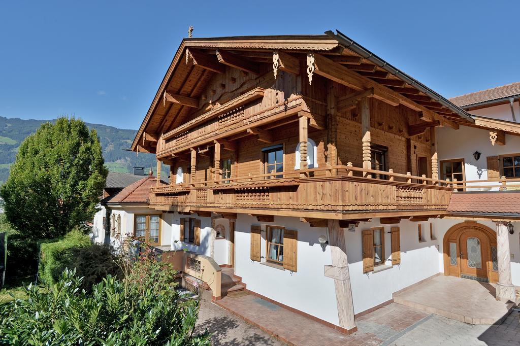 Haus Sonnenschein Apartment Hart im Zillertal Ruang foto