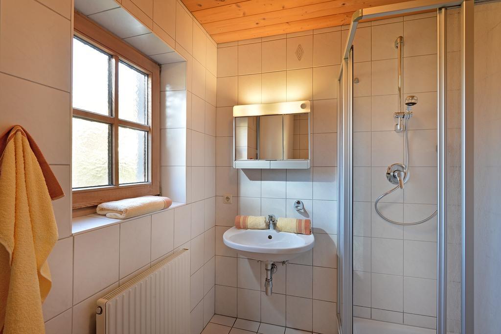 Haus Sonnenschein Apartment Hart im Zillertal Ruang foto